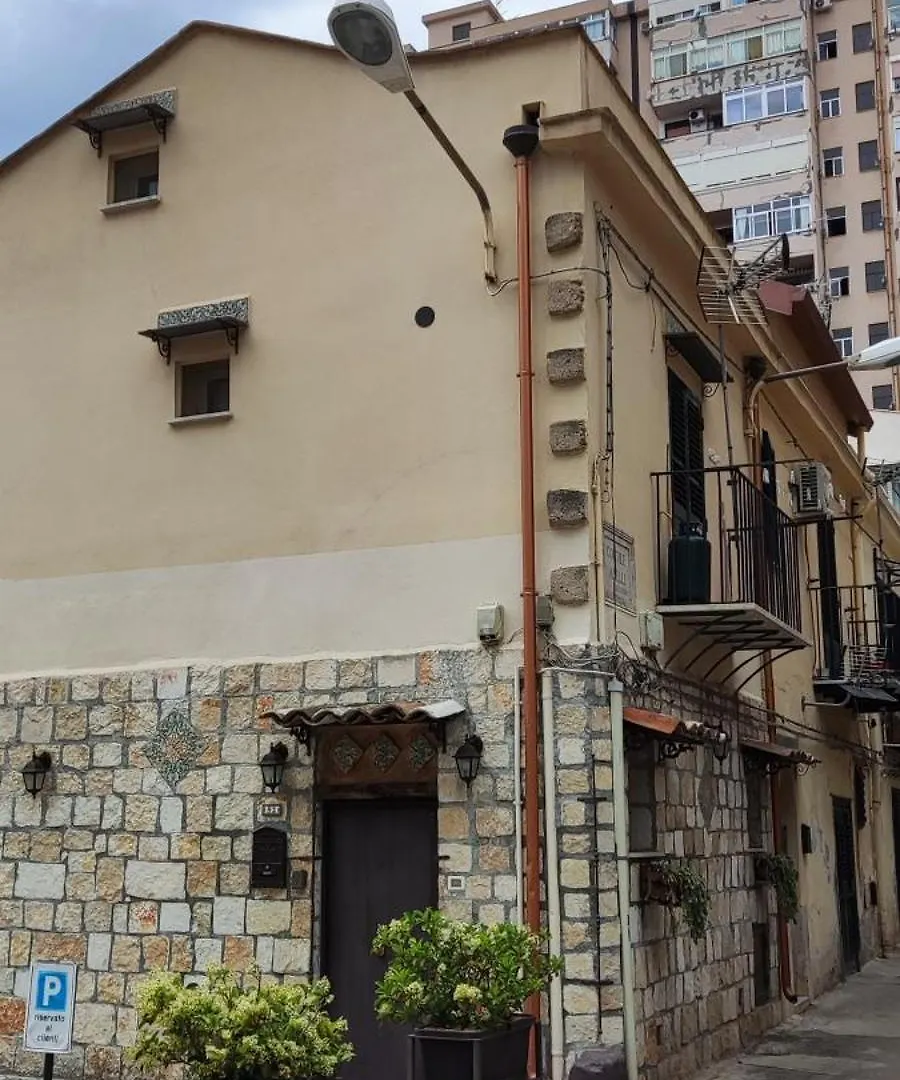 Maison Al-Aziz Palermo Apartment